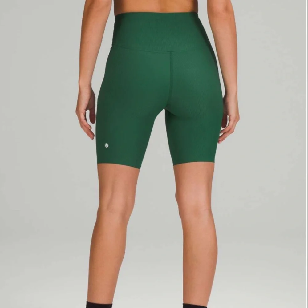 lululemon athletica Base Pace High-Rise Ribbed Nulux Bike Shorts Everglade Green